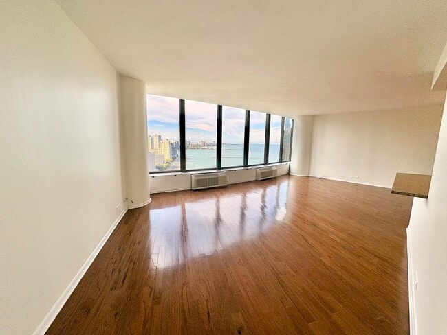 Building Photo - 505 N Lake Shore Dr
