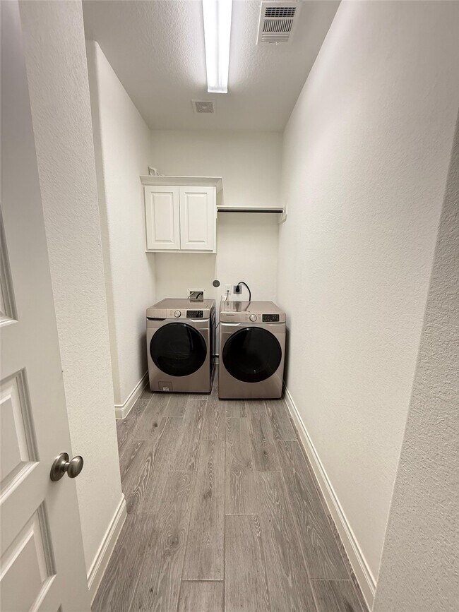 Foto del edificio - 19715 Hale Hollow Creek Dr