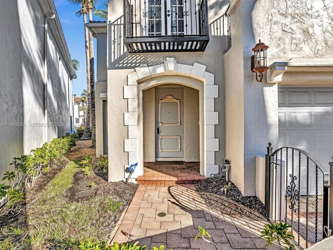 Foto del edificio - 20780 NE 32nd Ave
