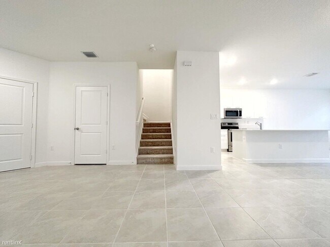 Building Photo - 4 br, 2.5 bath House - 2365 NW 130th St