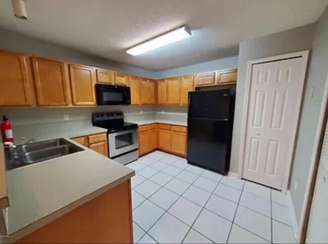 Foto del edificio - 3620 Kirkpatrick Cir