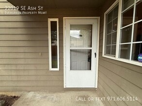 Building Photo - 22019 SE Ash St