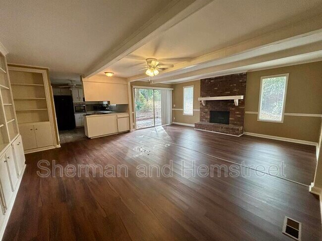 Foto del edificio - 1113 Glenn Ave