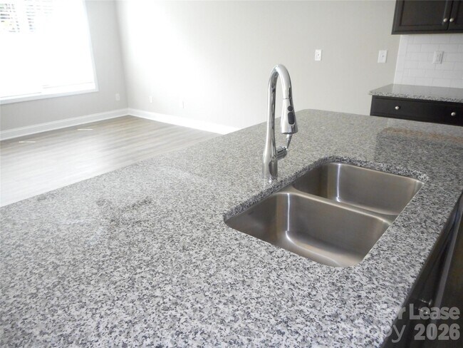 Building Photo - 8731 Harris Lake Ln