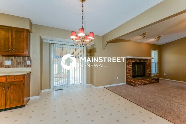 Building Photo - 3 Bedroom Pet-Friendly Home in ST PETERS, ...