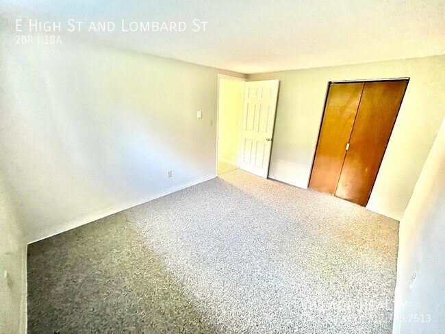 Building Photo - Remodeled 2-Bed apartment with washer/drye...
