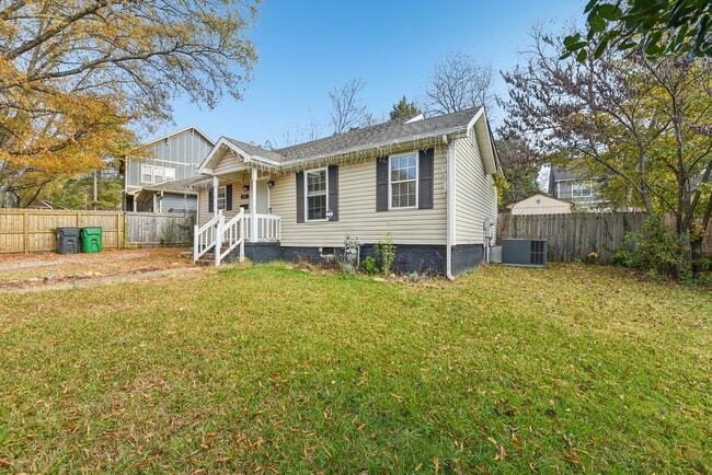 Building Photo - 162 N Smallwood Pl