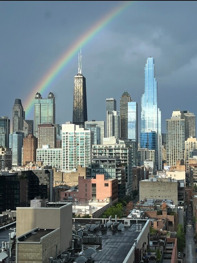 Foto principal - 720 N Larrabee St