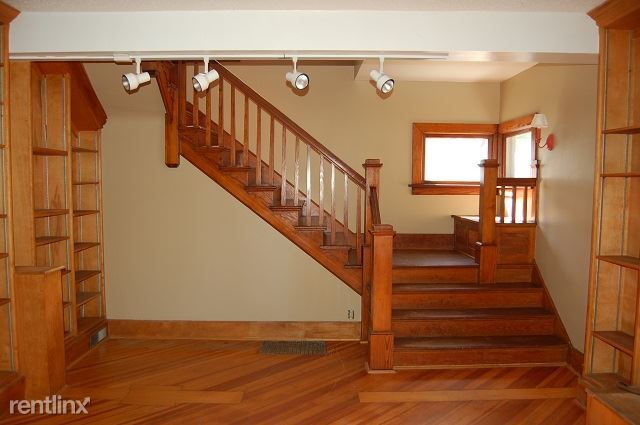 Building Photo - 4 br, 3 bath House - 521 Melrose Ave