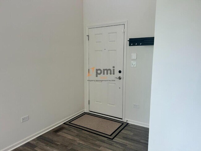 Foto del edificio - 1765 E 110th Pl