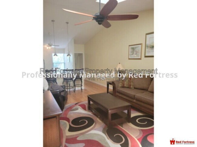 Foto del edificio - 15076 Parkside Dr