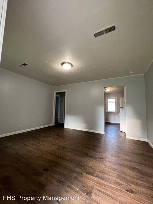 Foto del edificio - 3 br, 1 bath House - 2622 N Fremont Ave