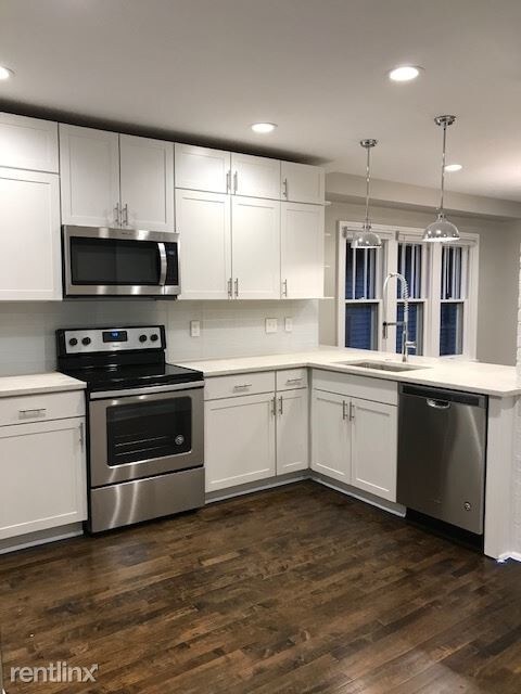 Primary Photo - 2 br, 1 bath Duplex - 2976 S Logan Ave