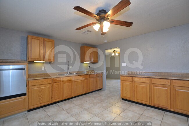 Building Photo - 4 Bedroom 2 Bath Home! DUAL RV gates!
