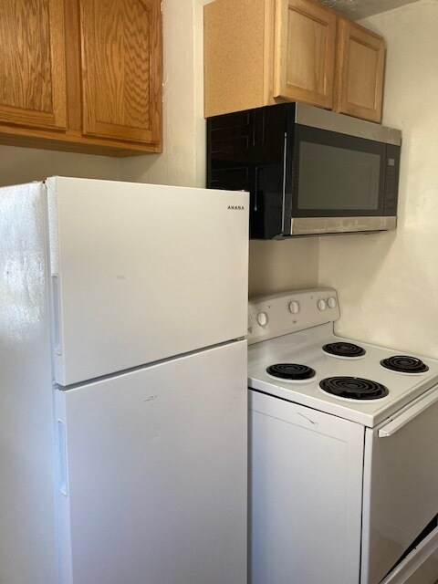 Foto del edificio - 819 W 26th St