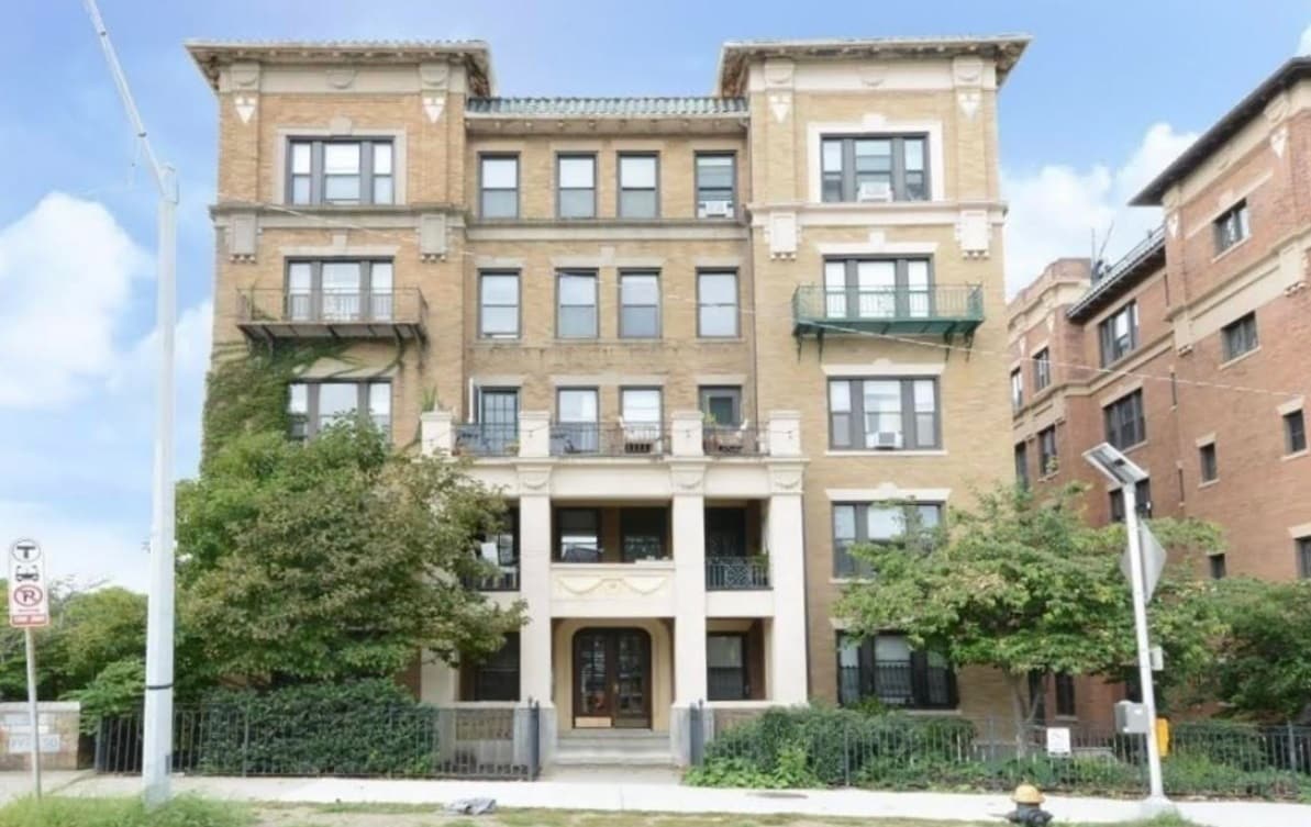 Foto principal - 462 Park Dr