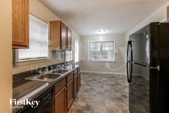Foto del edificio - 6347 Scarletcrest Ln