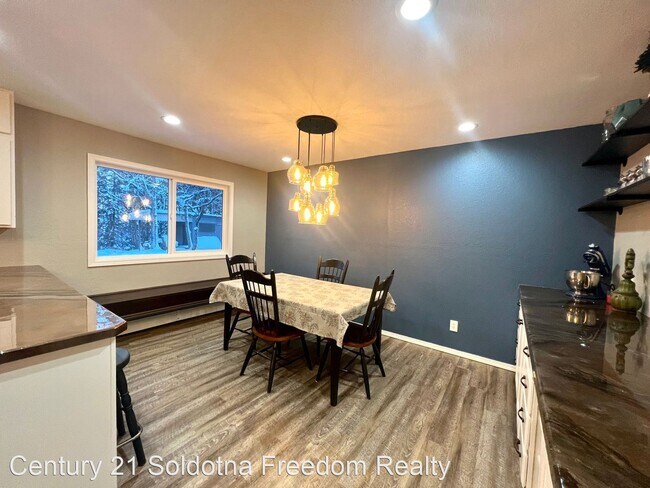 Building Photo - 3 br, 2 bath House - 310 Thompson Place