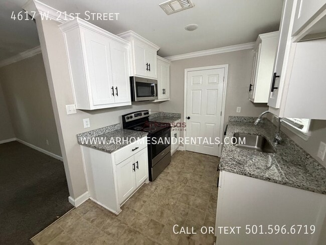Building Photo - 4617 W 21st St