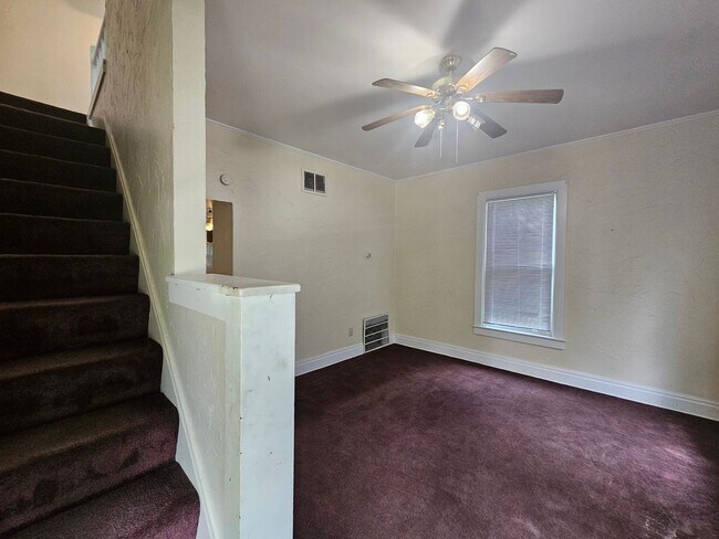 Foto del edificio - 2 Bedroom 1 Bath Duplex Kent Ohio 44240