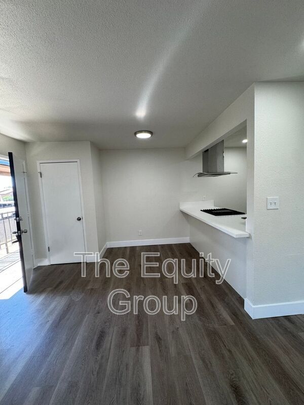Foto del edificio - 3515 W Campus Ave.
