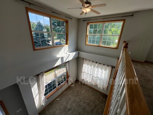 Building Photo - 277 S 79th St