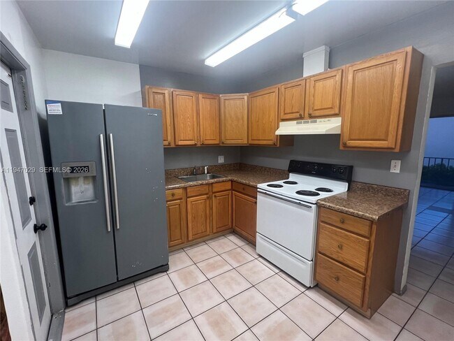 Foto del edificio - 9203 NW 38th Dr