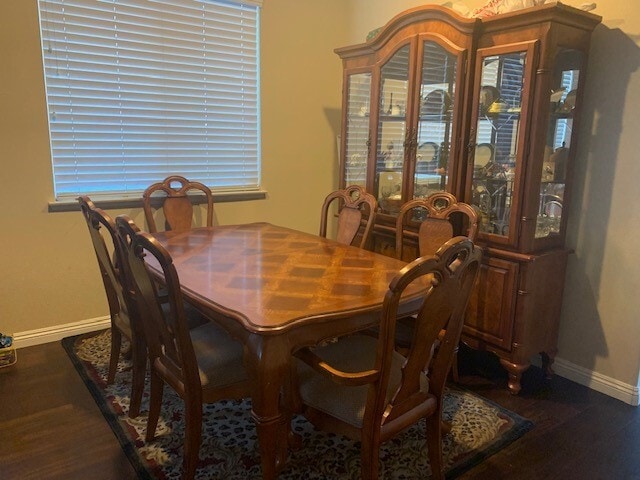 Building Photo - 2568 Rochelle Ave