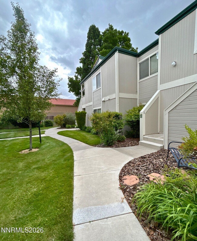 Building Photo - 2655 Sycamore Glen Dr