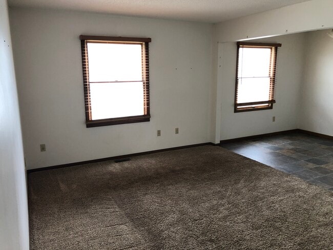 Living Room - 615 N Washington St