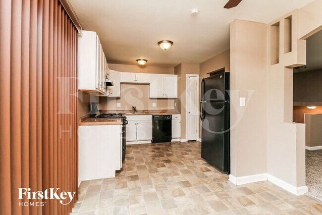 Building Photo - 40 Gary Glen Drive