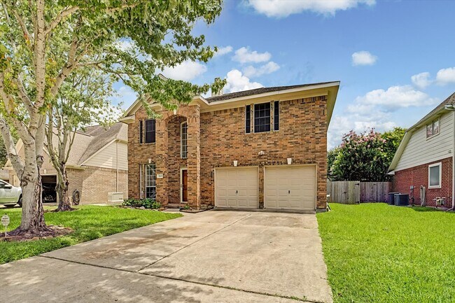 Foto del edificio - 10840 Sycamore Dr N