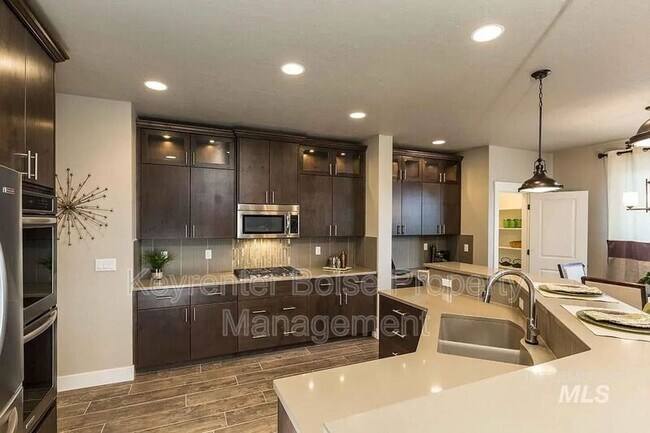 Foto del edificio - 11870 W Castile Dr