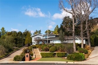 Building Photo - 5433 Castle Knoll Rd