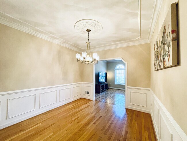 Building Photo - 6020 Wescott Hills Way