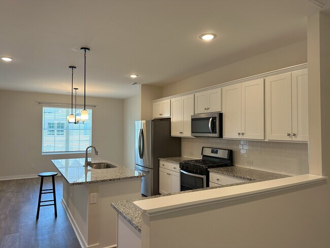 Building Photo - 813 S Franklin St