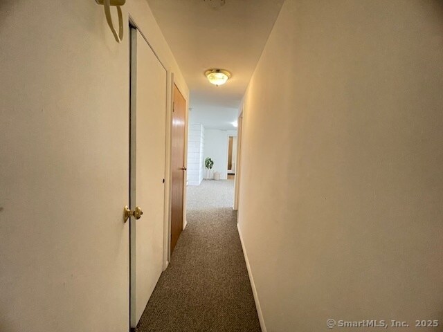 Foto del edificio - 11 Hunters Ln