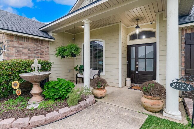 Foto del edificio - 2324 Tallgrass Cir