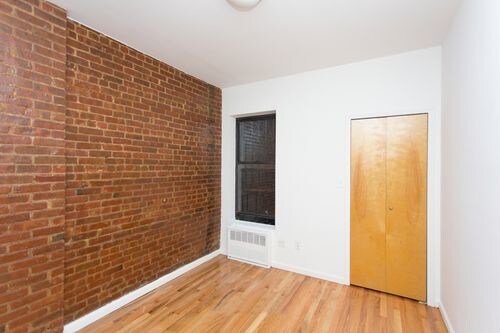 Building Photo - 167 E 82nd St