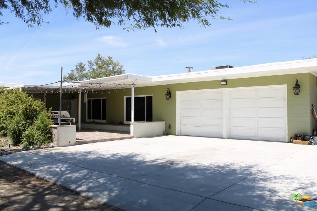 Foto principal - 65918 10th St