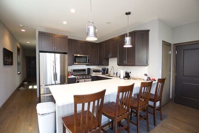 Foto del edificio - 4324 N Ashland Ave