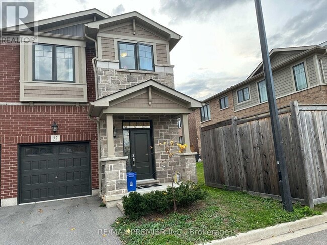 Building Photo - 25 Pelican Ln