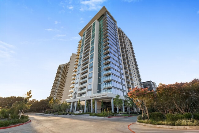Building Photo - Hanover Preston Hollow