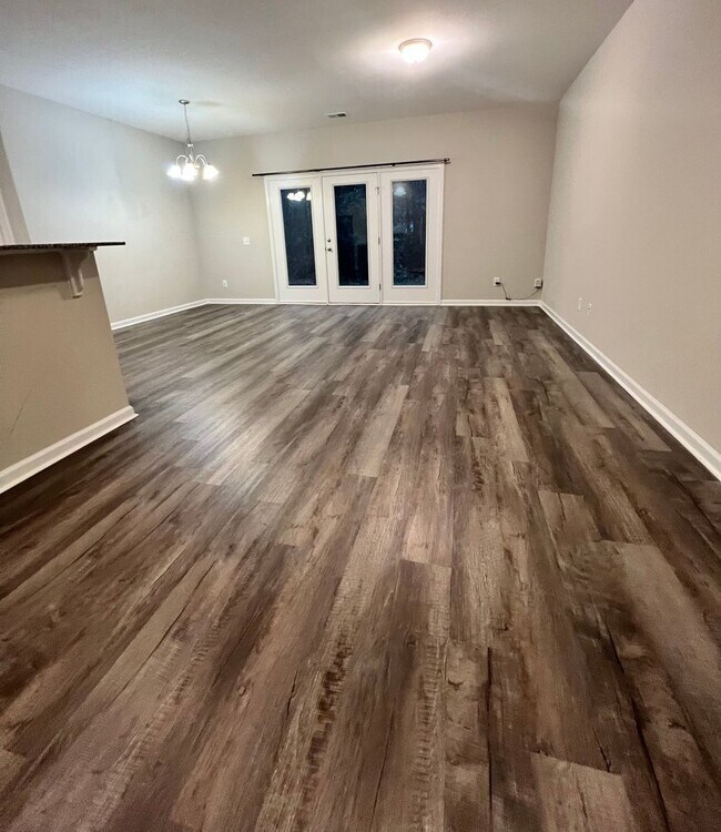 Foto del edificio - 3 Bedroom/2.5 Bath Townhome in Lakeview Commons