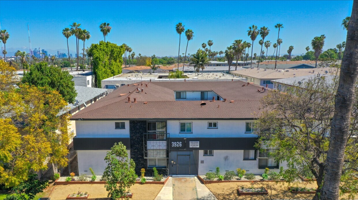 Primary Photo - 3926 Gibraltar Ave