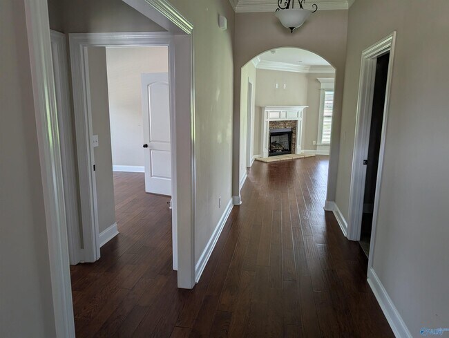 Foto del edificio - 7126 Weeping Willow Dr SE