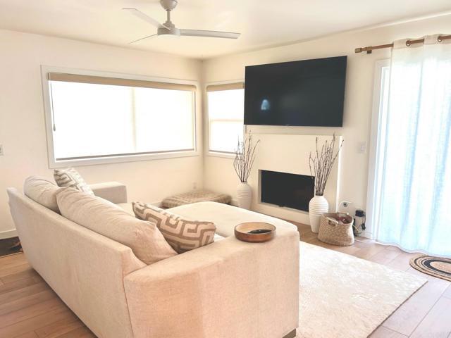 Foto del edificio - 215 Countryhaven Rd