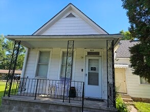 Building Photo - 508 Thornton St