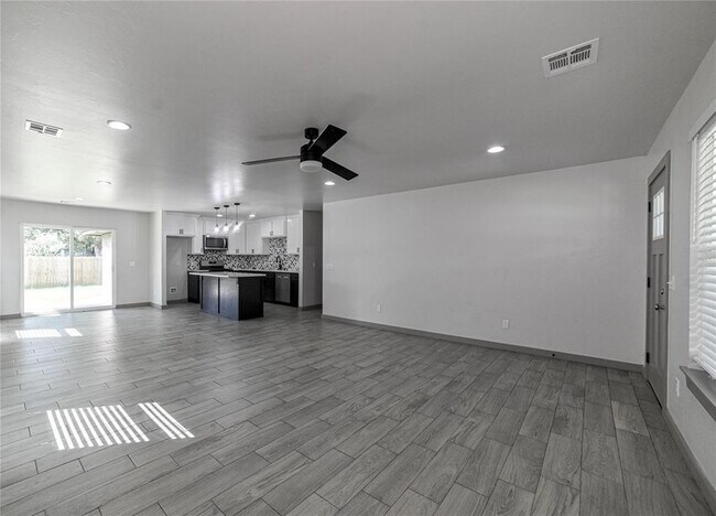 Foto del edificio - 1717 Breckenridge Dr