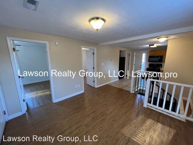 Building Photo - 2 br, 1 bath House - 318 Giles Ave